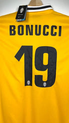 2013/14 Juventus Extérieur - Bonucci 19 (2XL) - Iconic Football Shop