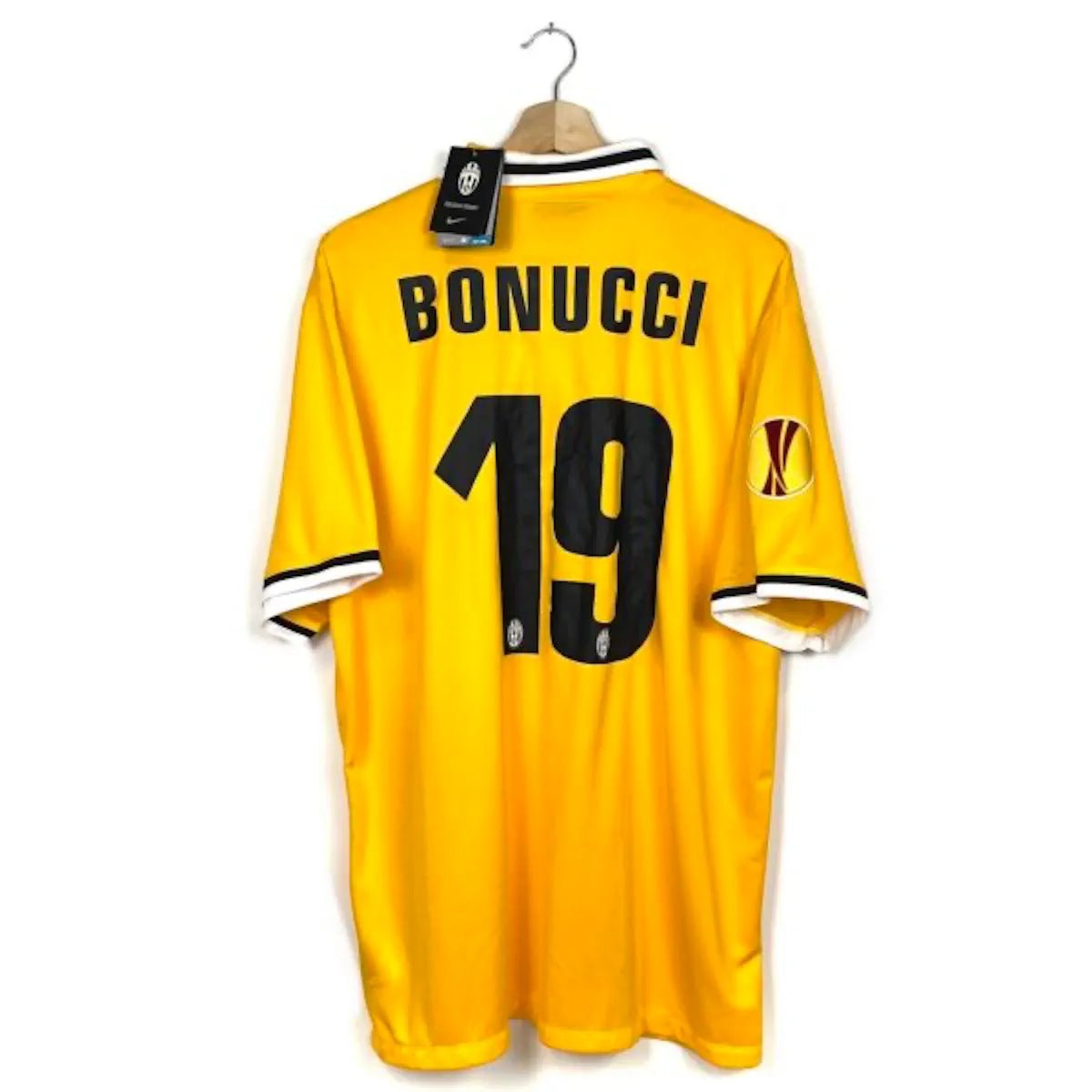 2013/14 Juventus Extérieur - Bonucci 19 (2XL) - Iconic Football Shop