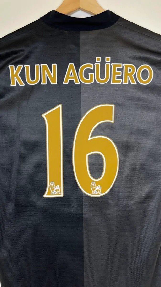 2013/14 Manchester City Extérieur - Kun Agüero 16 (L) - Iconic Football Shop