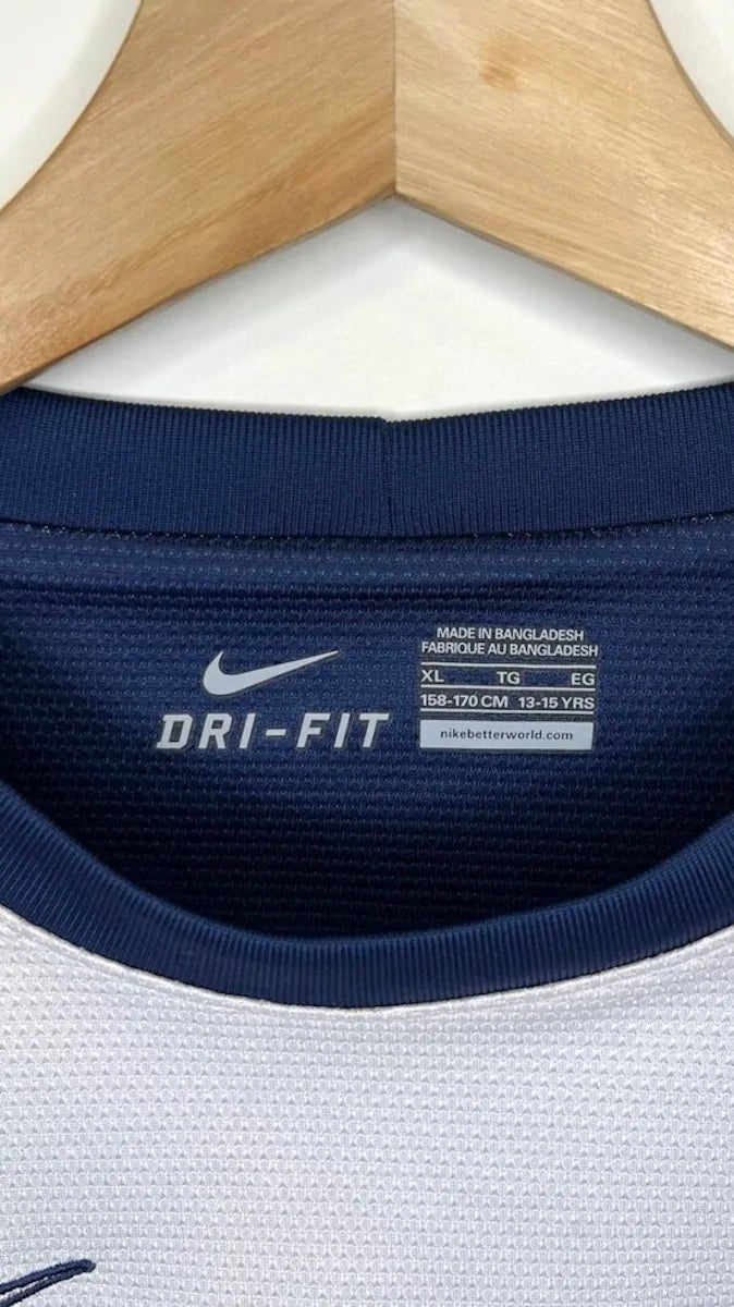 2013/14 PSG Domicile (13/15a) - Iconic Football Shop