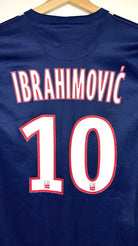 2013/14 PSG Domicile - Ibrahimović 10 (M) - Iconic Football Shop