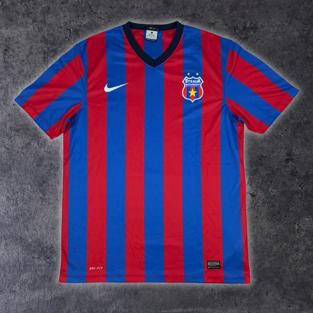 2013/14 Steaua Bucarest Domicile (L) - Iconic Football Shop