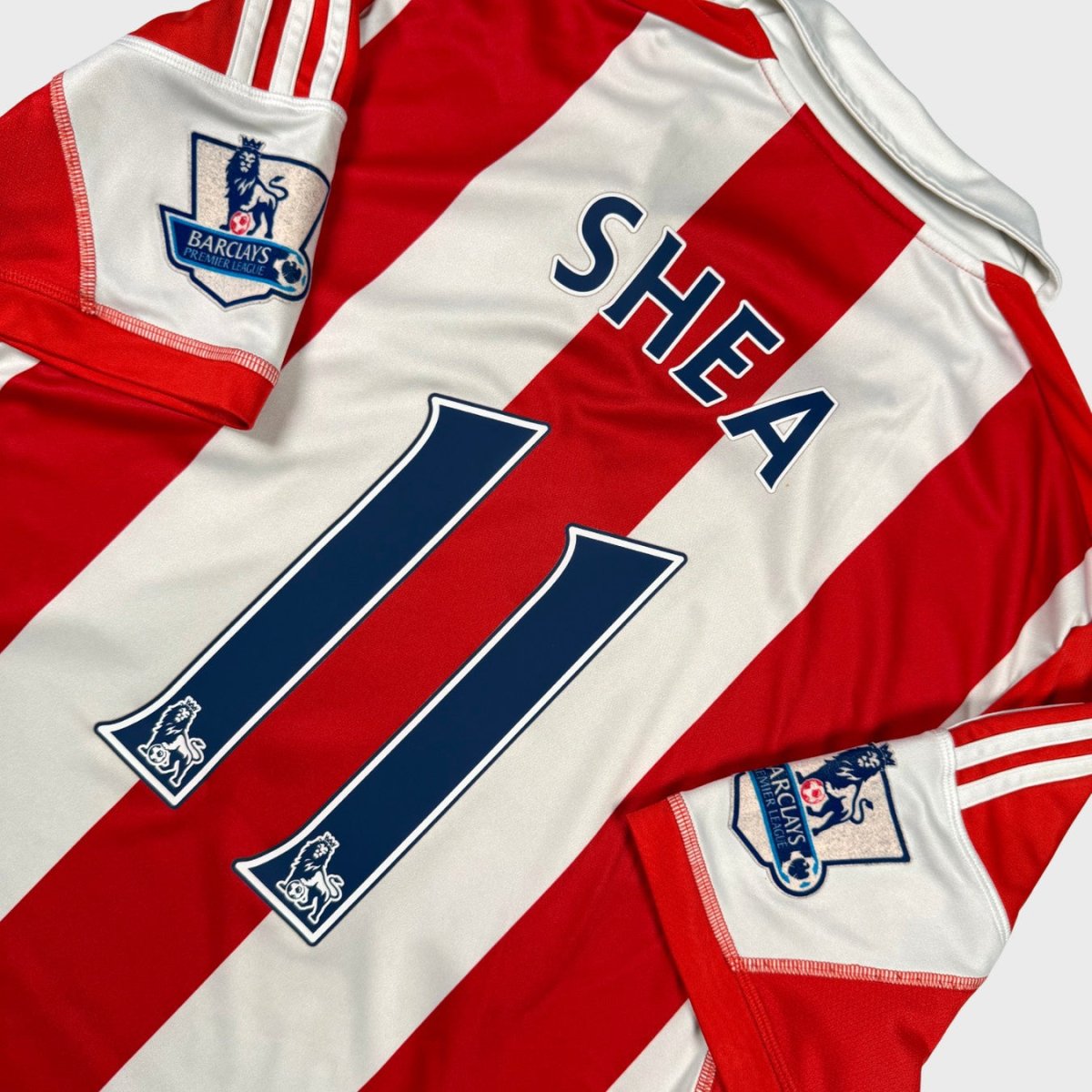 2013/14 Stoke City Domicile - Shea 11 *150 ANS* (M) - Iconic Football Shop