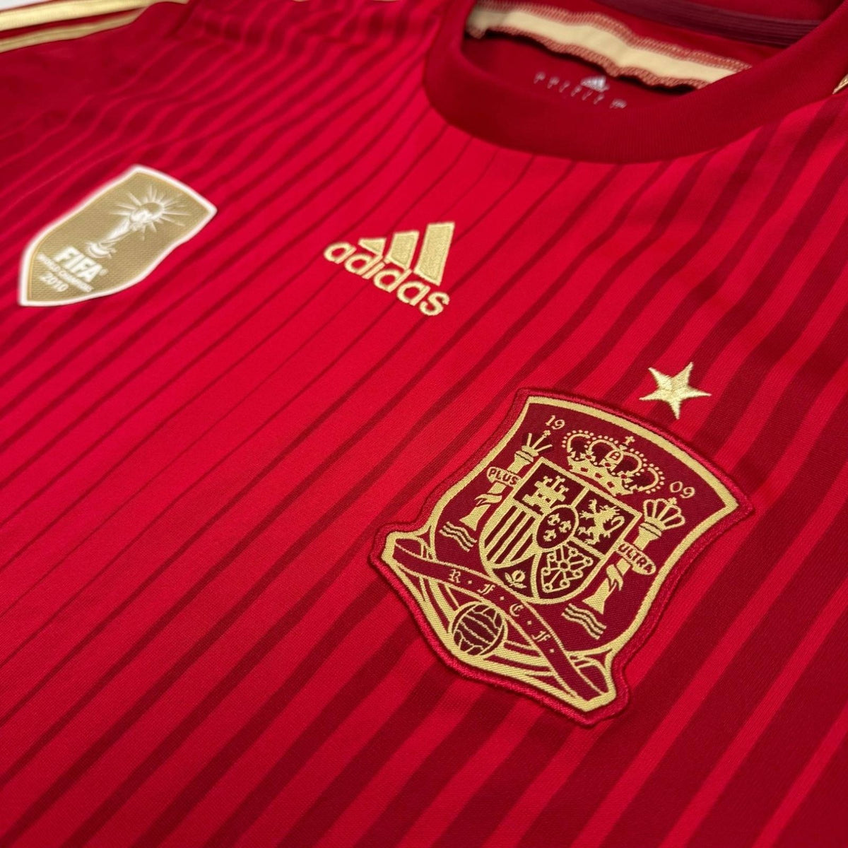 2013/15 Espagne Domicile (L) - Iconic Football Shop