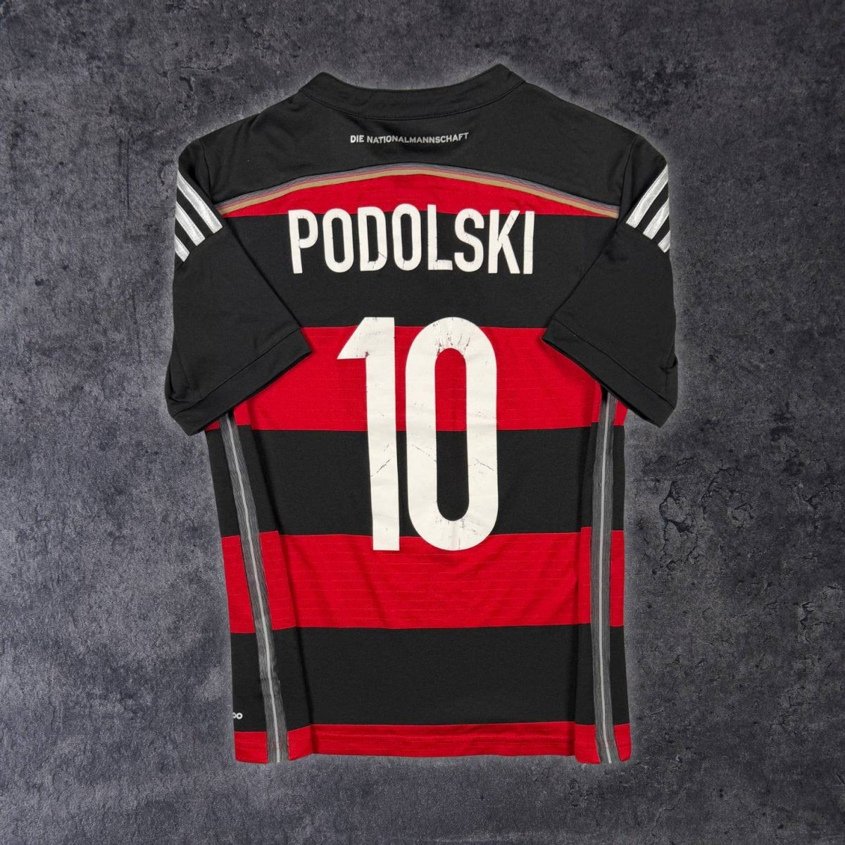 2014/15 Allemagne Extérieur - Podolski 10 (10/12a) - Iconic Football Shop
