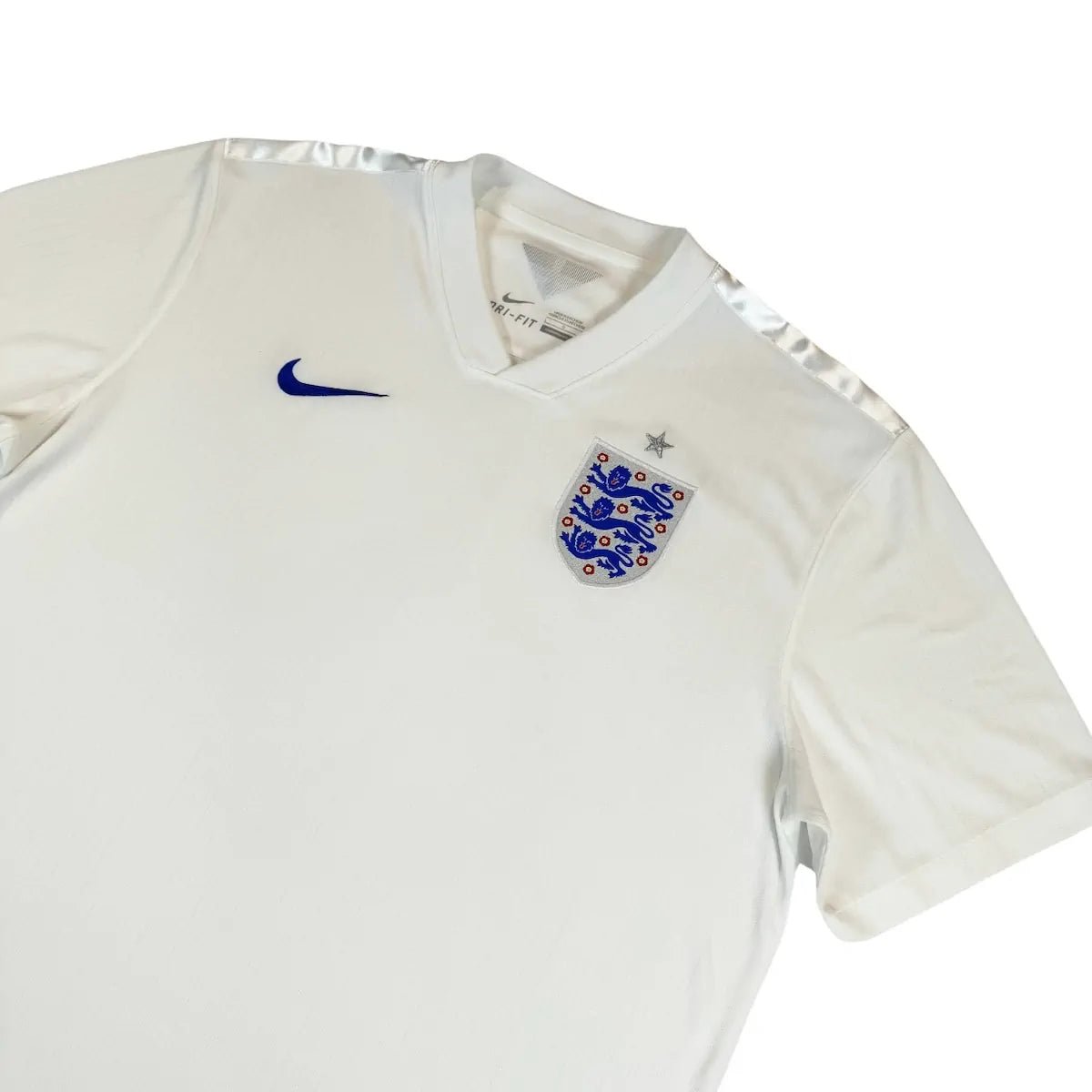 2014/15 Angleterre Domicile (L) - Iconic Football Shop