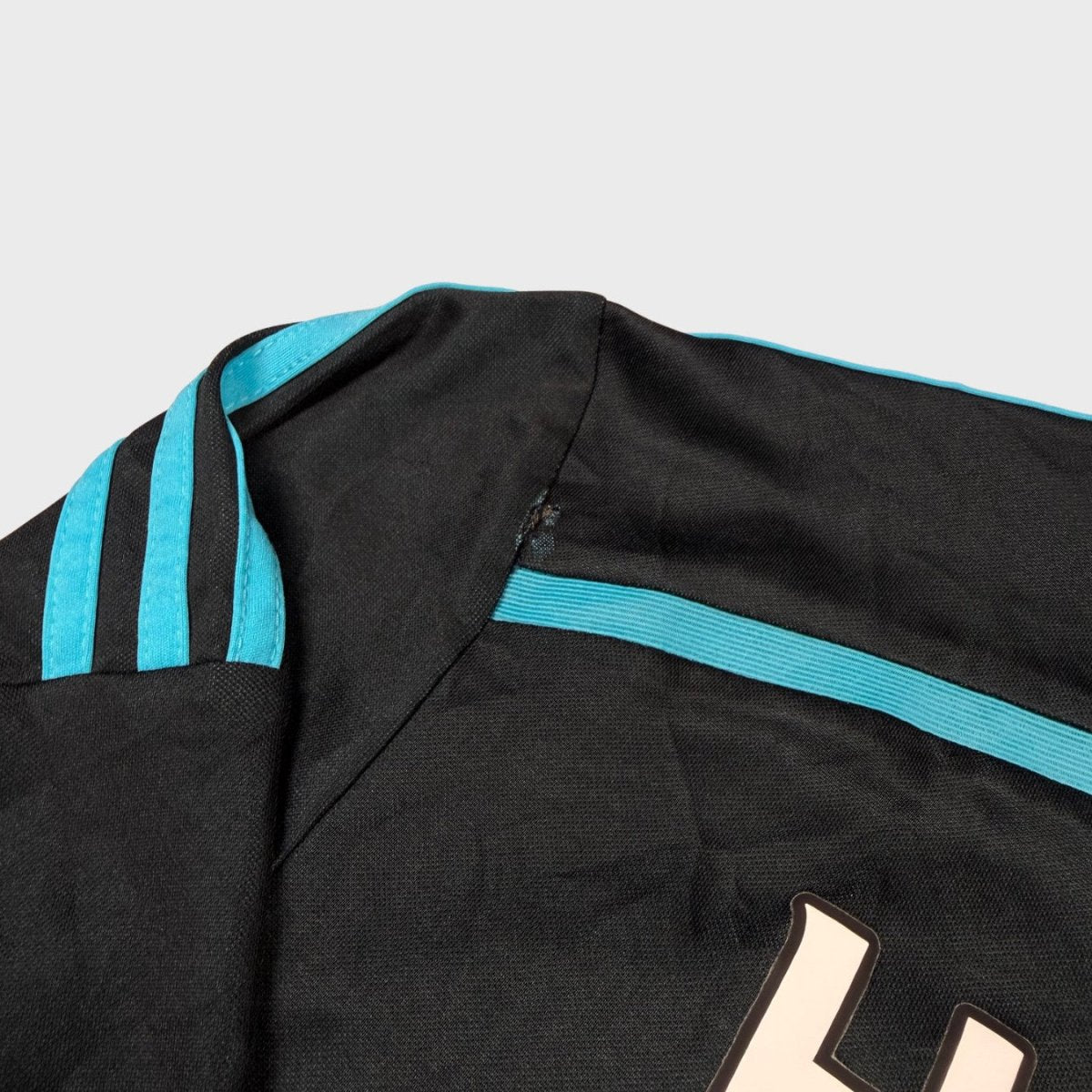 2014/15 Chelsea Third - Hazard 10 (L) - Iconic Football Shop