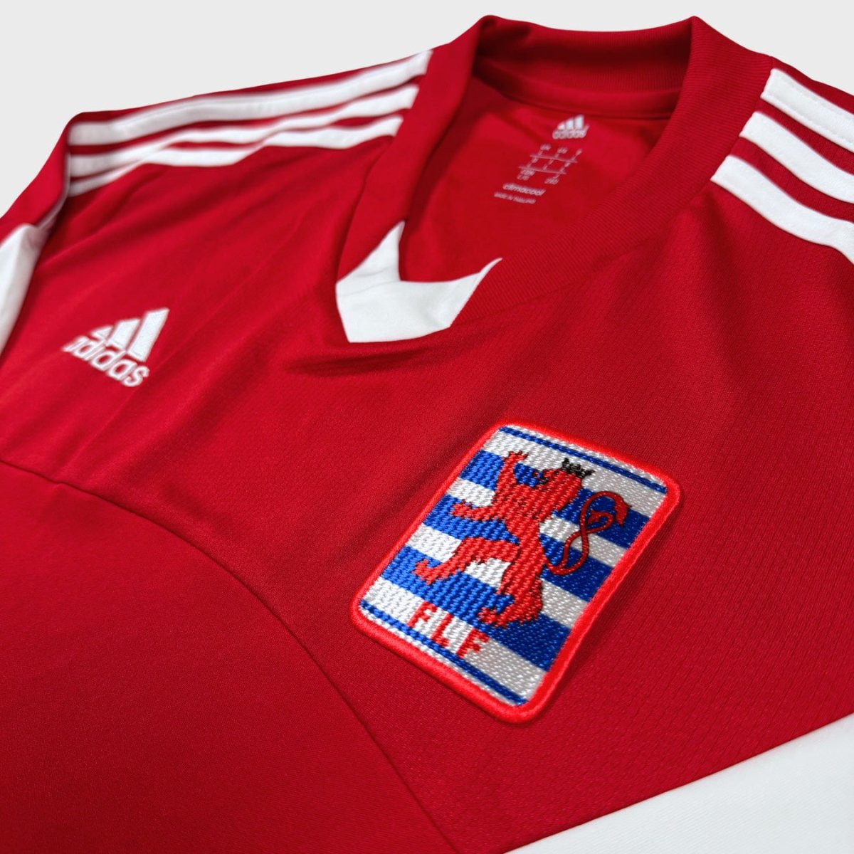 2014/15 Luxembourg Domicile (L) - Iconic Football Shop