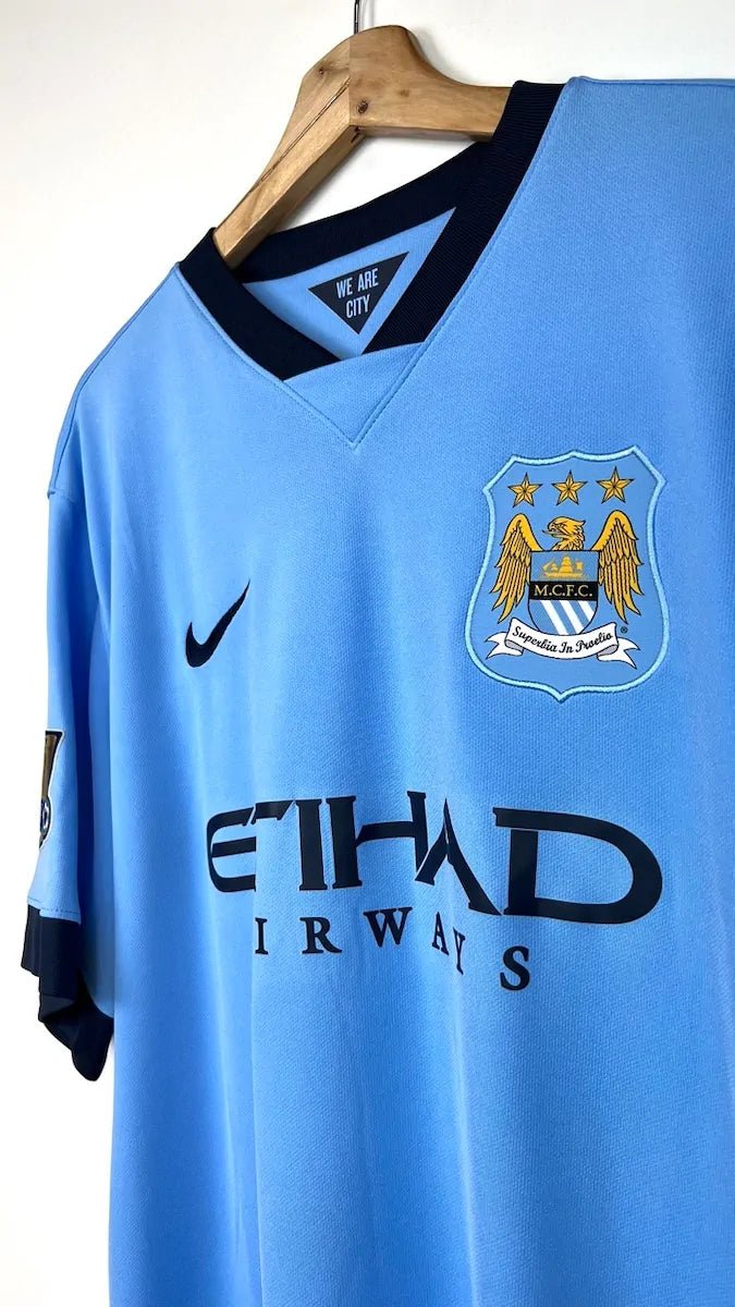 2014/15 Manchester City Domicile - Kompany 4 (XL) - Iconic Football Shop