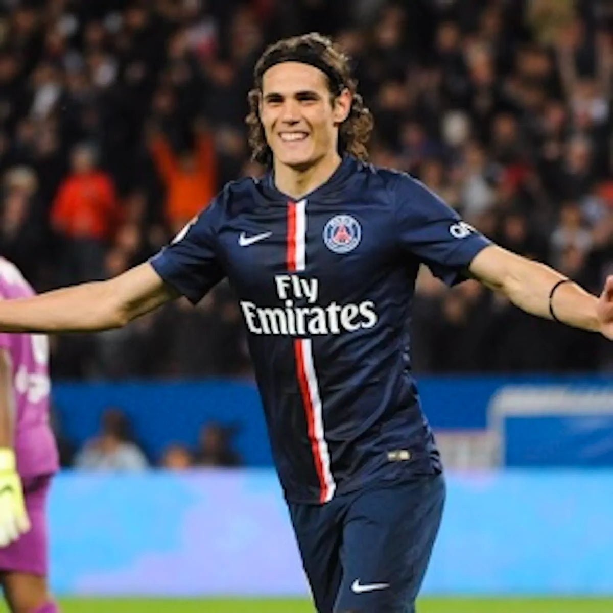 2014/15 PSG Domicile - Cavani 9 (XL) - Iconic Football Shop