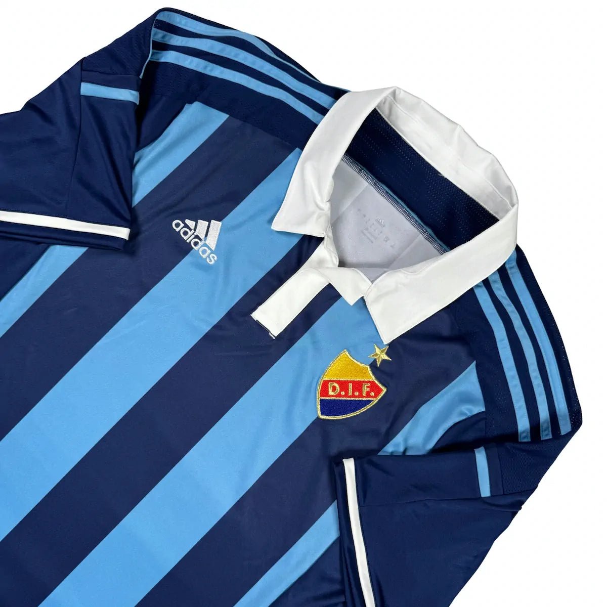 2015 Djurgardens IF Domicile (L) - Iconic Football Shop