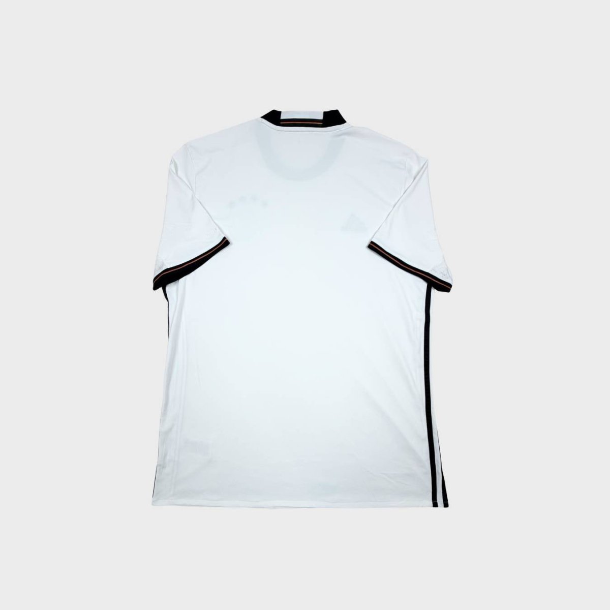 2015/16 Allemagne Domicile (L) - Iconic Football Shop