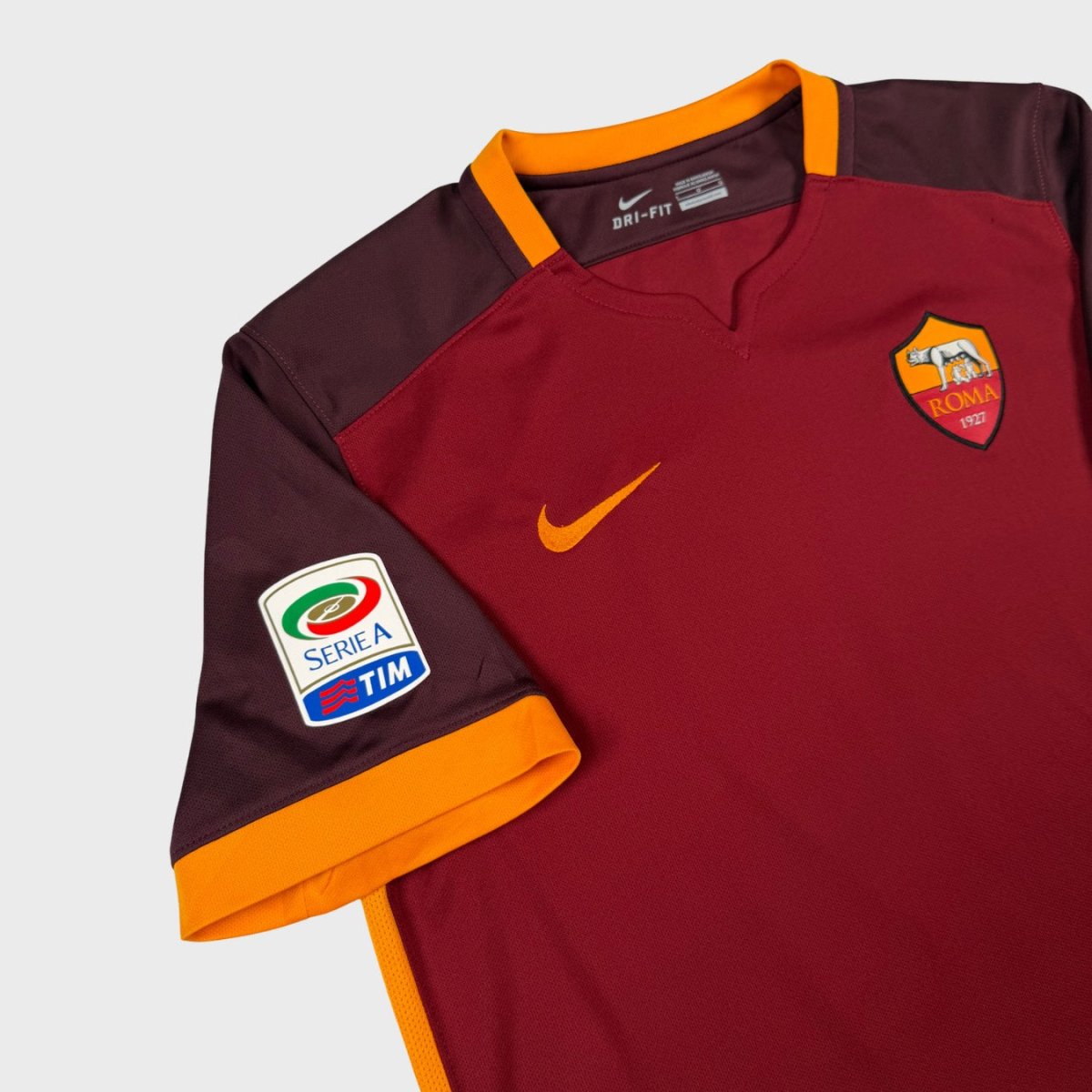 2015/16 AS Roma Domicile - Dzeko 9 (L) - Iconic Football Shop