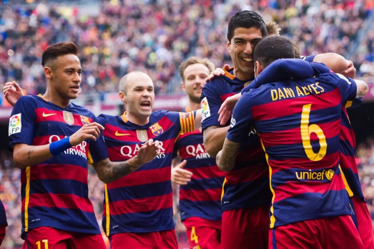 2015/16 Barcelone Domicile - A.Iniesta 8 (M) - Iconic Football Shop