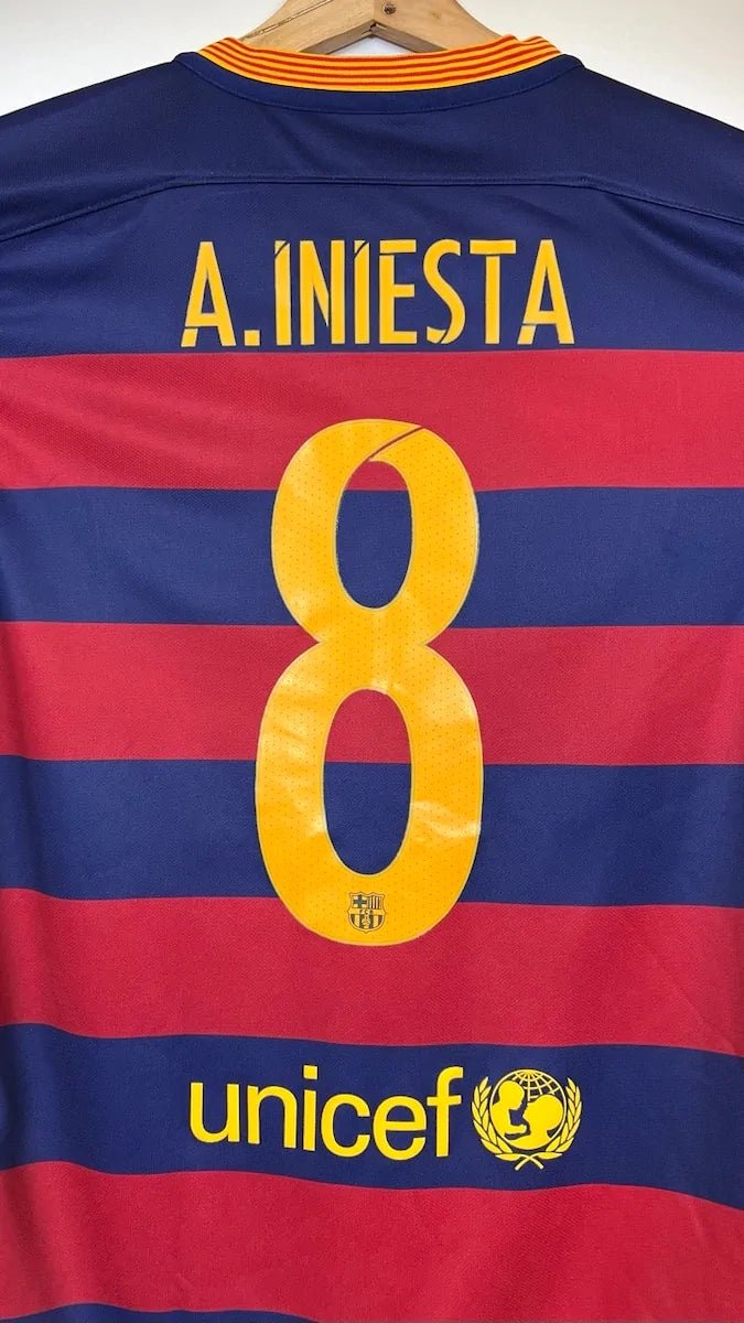 2015/16 Barcelone Domicile - A.Iniesta 8 (M) - Iconic Football Shop