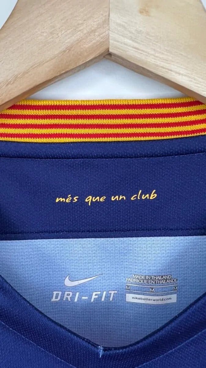 2015/16 Barcelone Domicile - Suárez 9 (M) - Iconic Football Shop