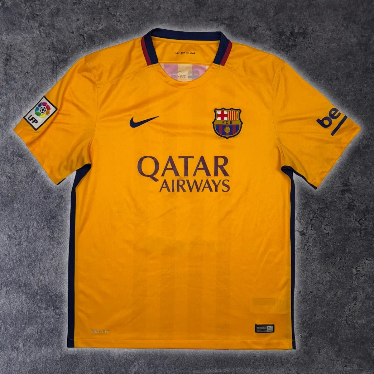 2015/16 Barcelone Extérieur (L) - Iconic Football Shop