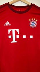 2015/16 Bayern Munich Domicile (L) - Iconic Football Shop