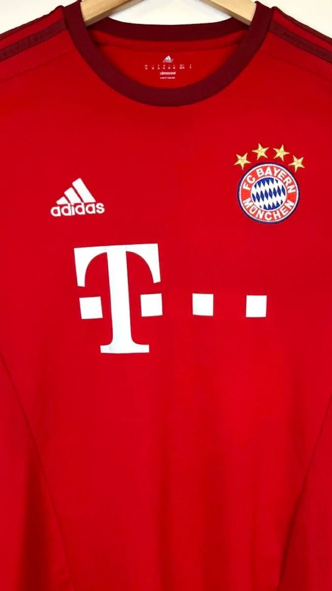 2015/16 Bayern Munich Domicile (M) - Iconic Football Shop