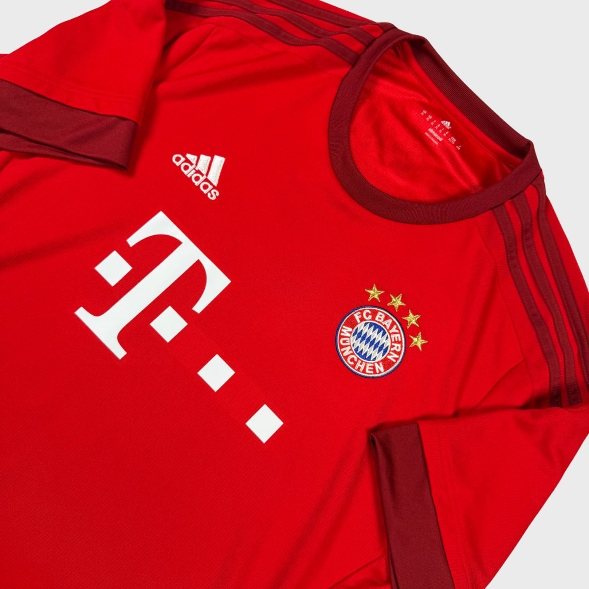 2015/16 Bayern Munich Domicile - Müller 25 (XL) - Iconic Football Shop