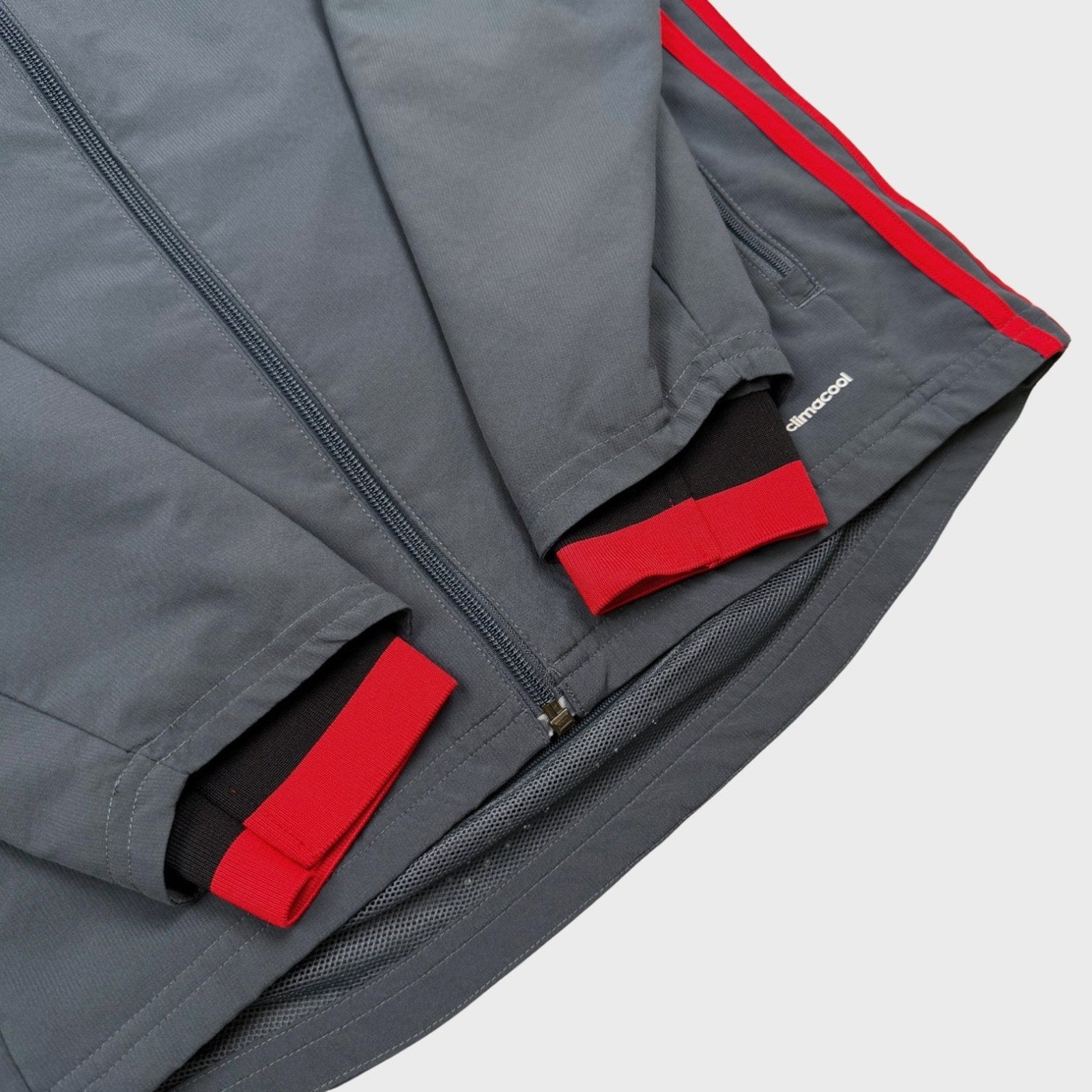 2015/16 Belgique Veste (S) - Iconic Football Shop