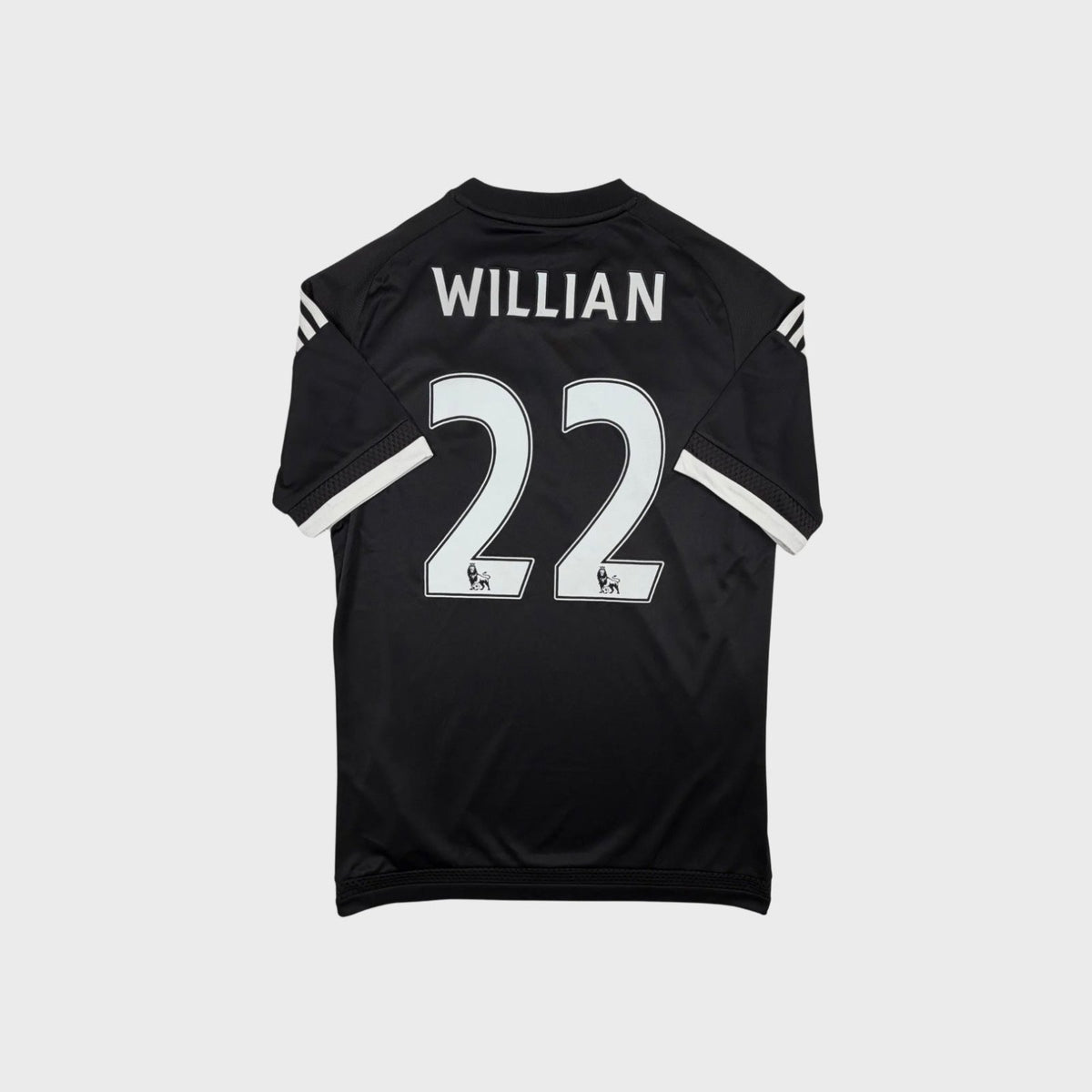 2015/16 Chelsea Third - Willian 22 (S) - Iconic Football Shop