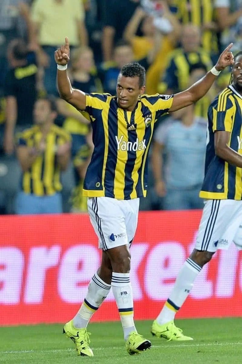 2015/16 Fenerbahce Domicile (XL) - Iconic Football Shop
