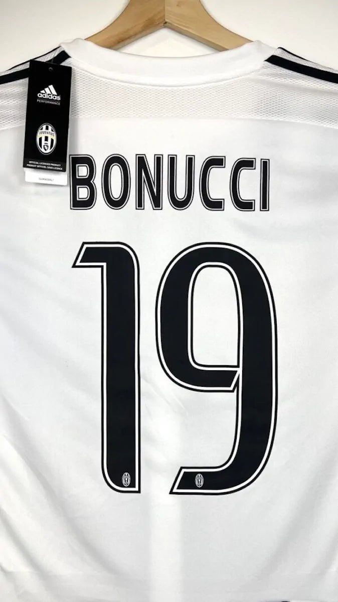 2015/16 Juventus Domicile - Bonucci 19 (XL) - Iconic Football Shop