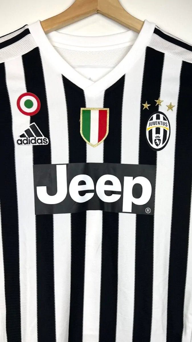 2015/16 Juventus Domicile - Bonucci 19 (XL) - Iconic Football Shop