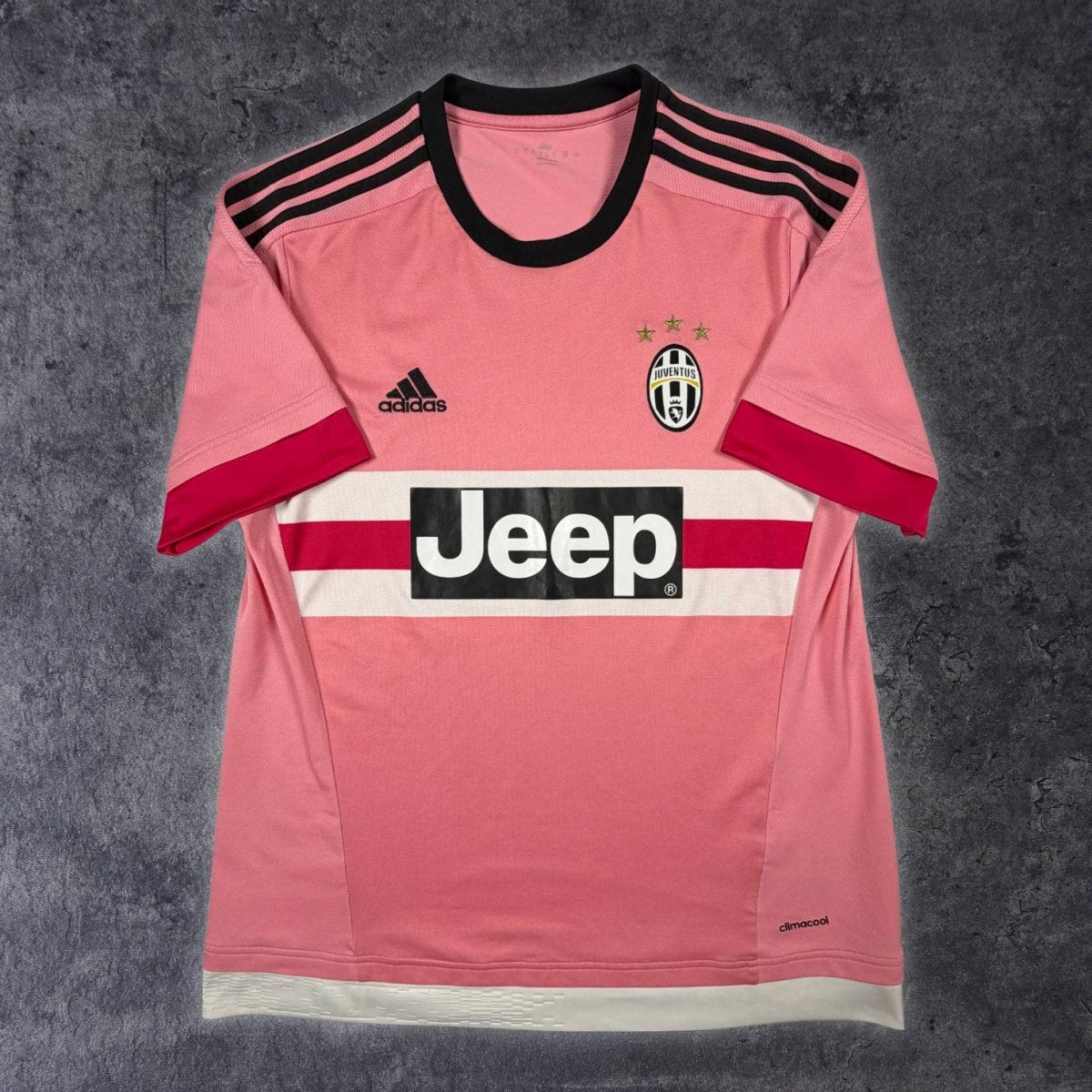 2015/16 Juventus Extérieur (L) - Iconic Football Shop