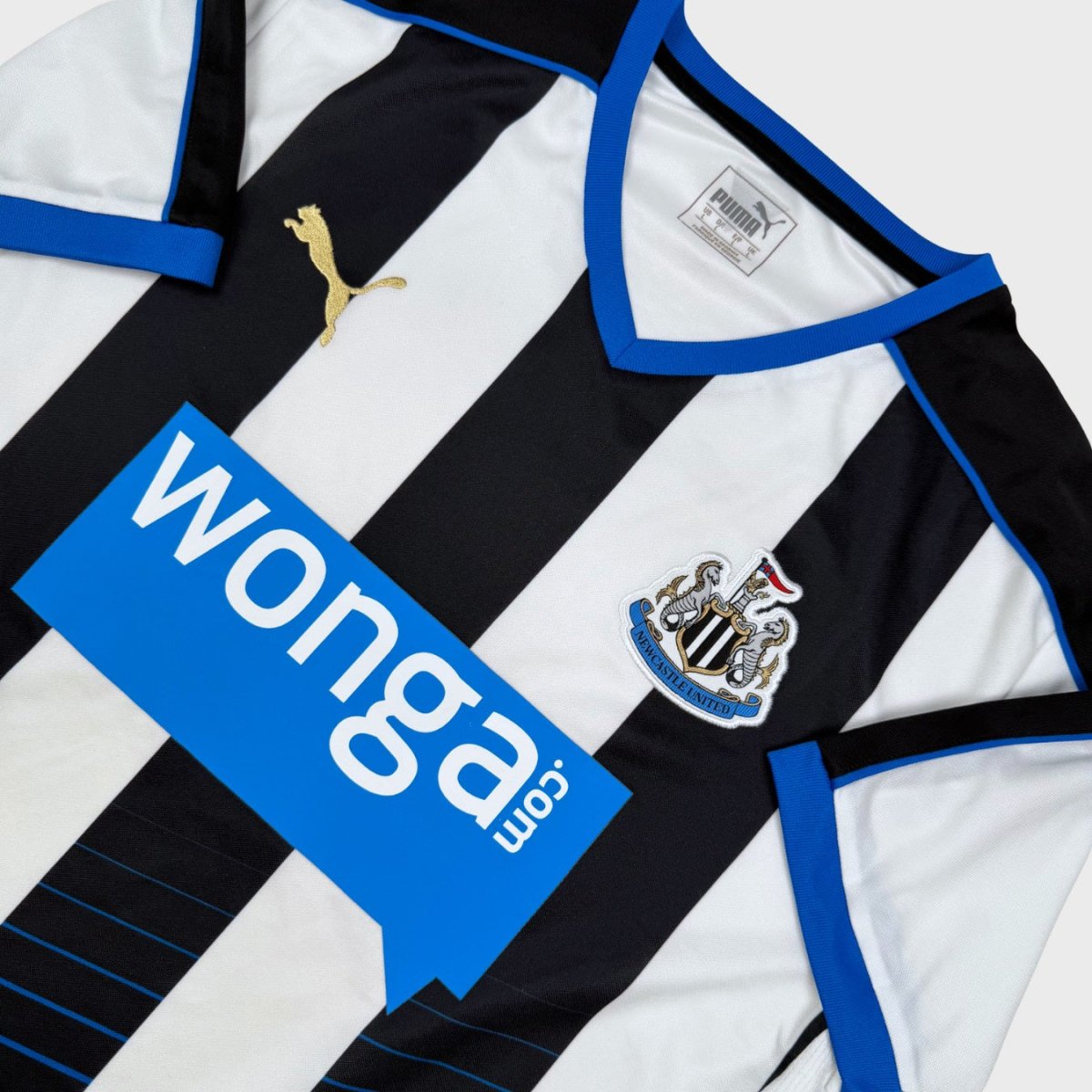 2015/16 Newcastle Domicile (L) - Iconic Football Shop