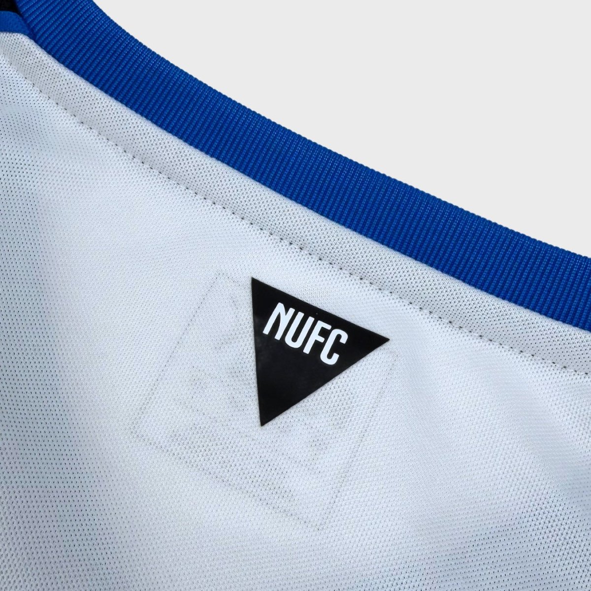 2015/16 Newcastle Domicile (L) - Iconic Football Shop