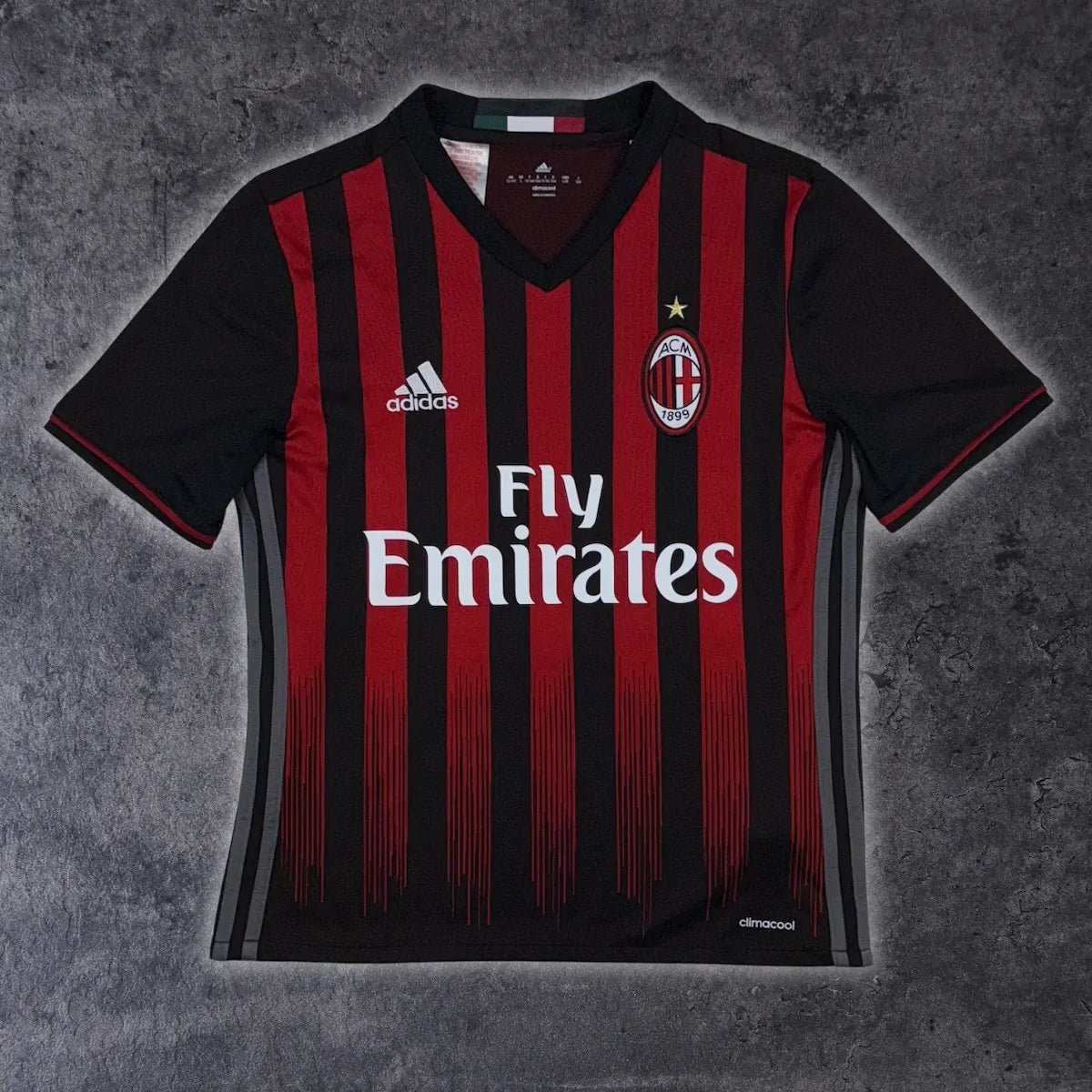 2016/17 AC Milan Domicile (13/14a) - Iconic Football Shop