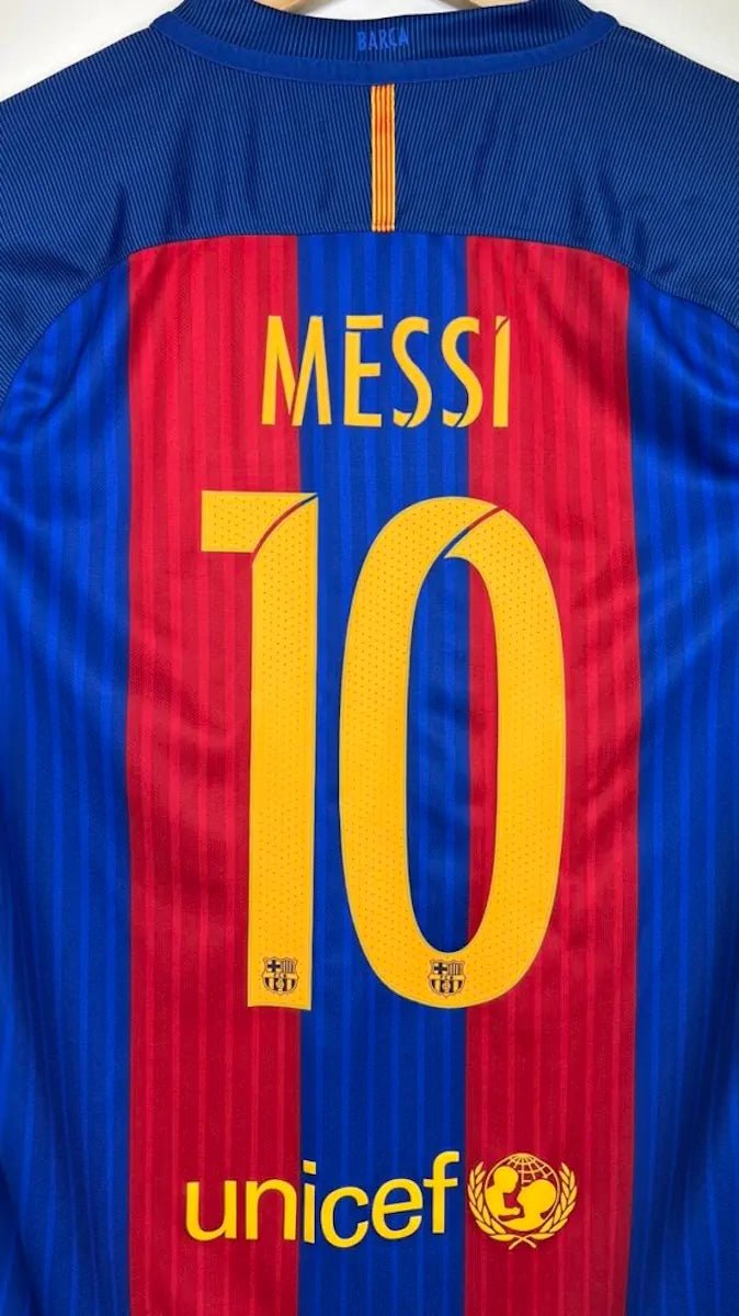 2016/17 Barcelone Domicile - Messi 10 (M) - Iconic Football Shop