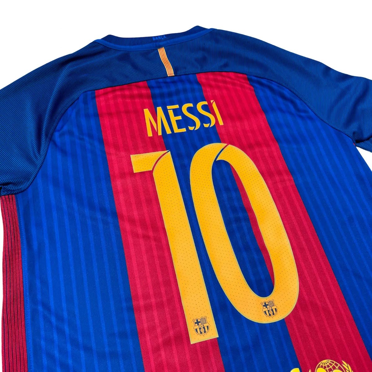 2016/17 Barcelone Domicile - Messi 10 (M) - Iconic Football Shop