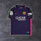 2016/17 Barcelone Extérieur (8/10a) - Iconic Football Shop