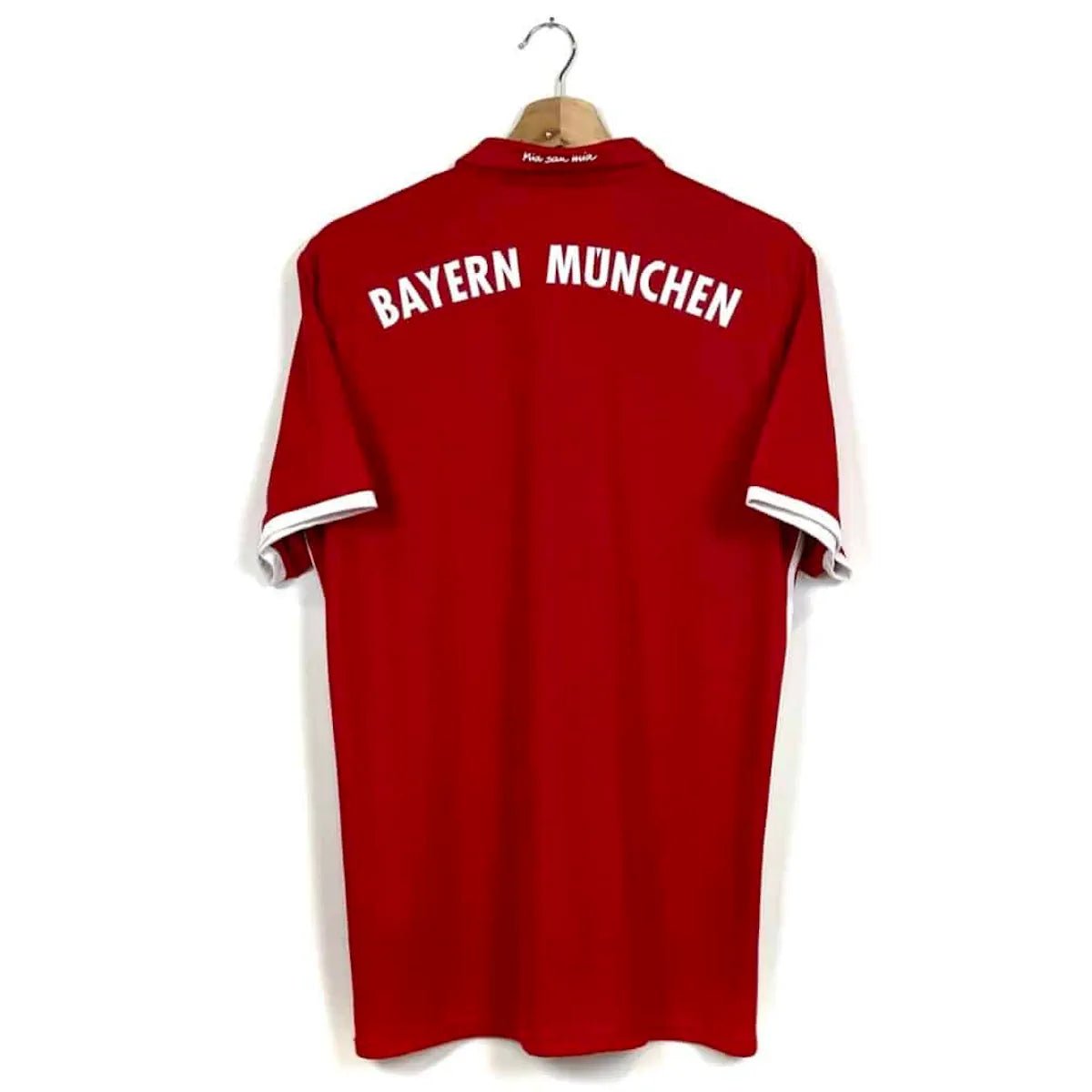 2016/17 Bayern Munich Domicile (L) - Iconic Football Shop