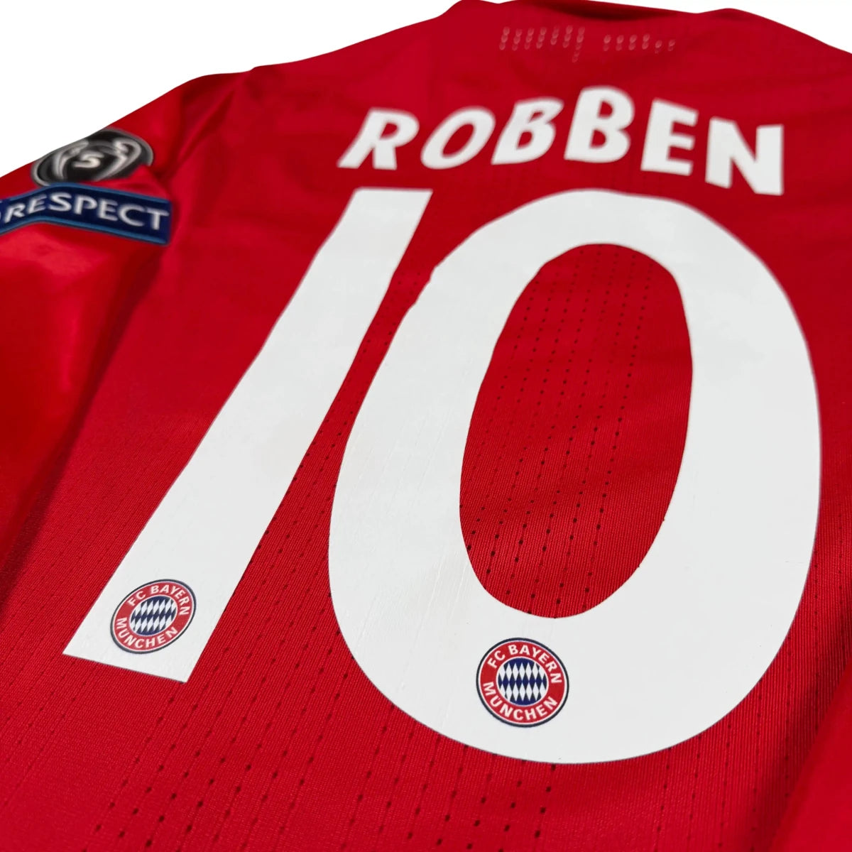 2016/17 Bayern Munich Domicile - Robben 10 *PRÉPARÉ / UCL* (M) - Iconic Football Shop
