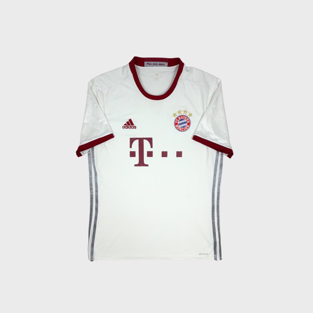 2016/17 Bayern Munich Third (L) - Iconic Football Shop