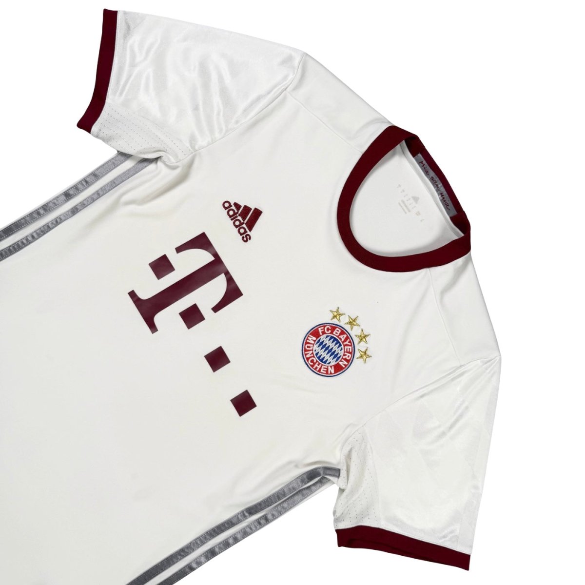 2016/17 Bayern Munich Third (S) - Iconic Football Shop