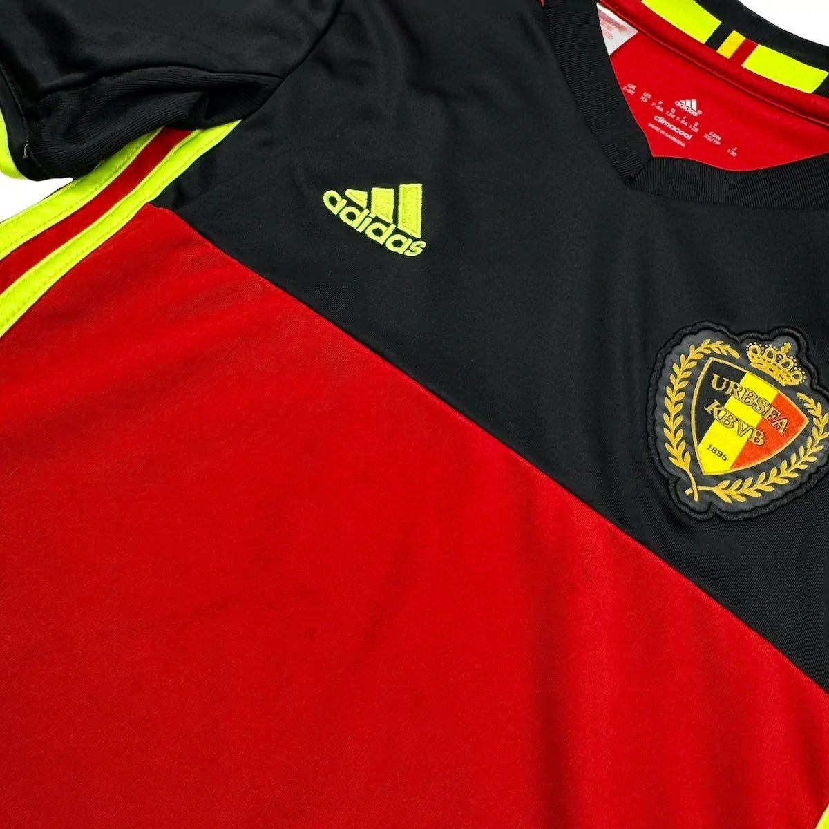 2016/17 Belgique Domicile (7/8a) - Iconic Football Shop