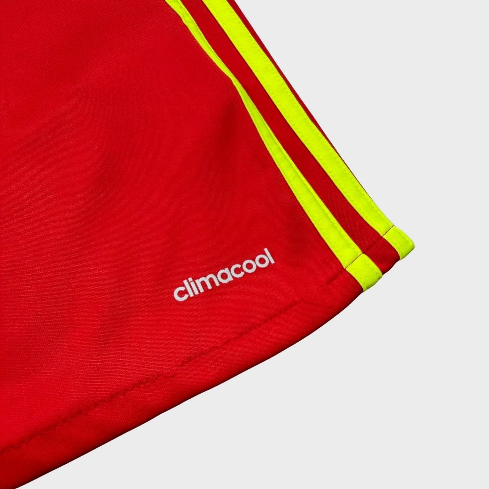 2016/17 Belgique Domicile (L) - Iconic Football Shop