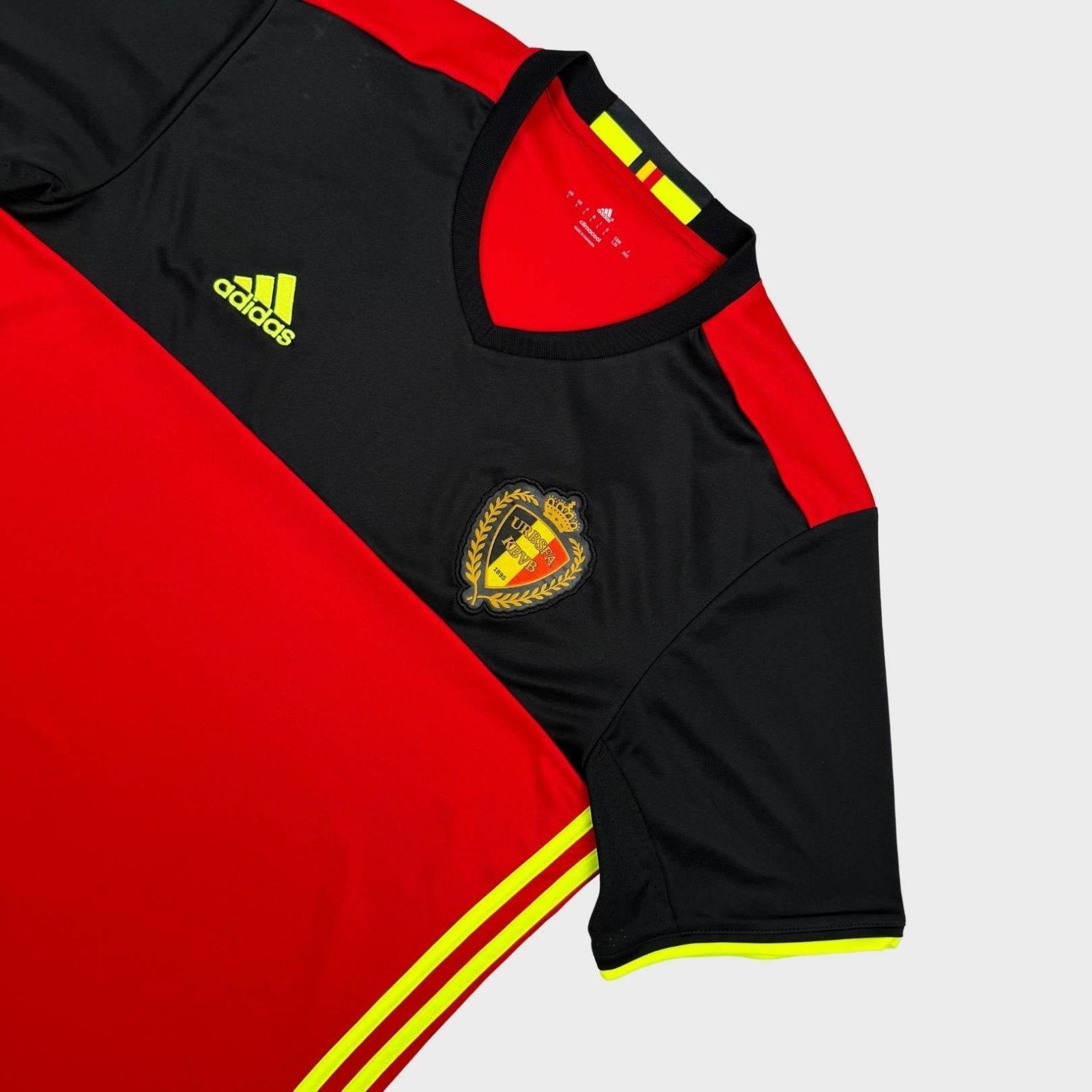 2016/17 Belgique Domicile (L) - Iconic Football Shop