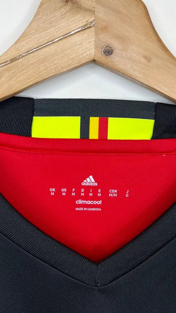 2016/17 Belgique Domicile - Nainggolan 4 (M) - Iconic Football Shop