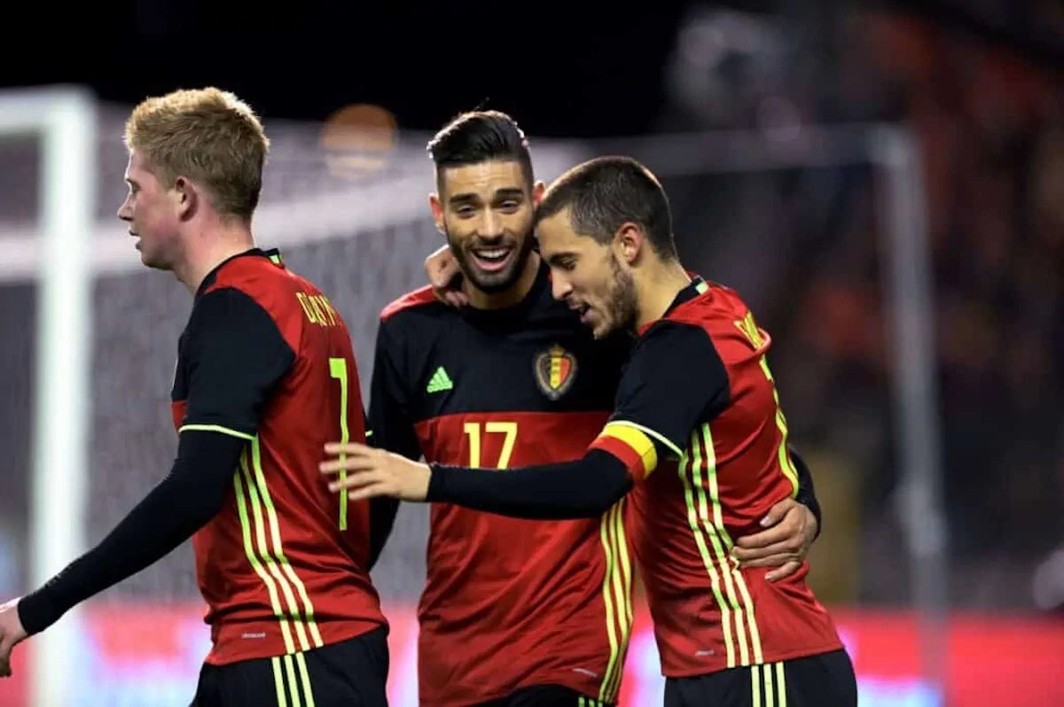 2016/17 Belgique Domicile (S) - Iconic Football Shop