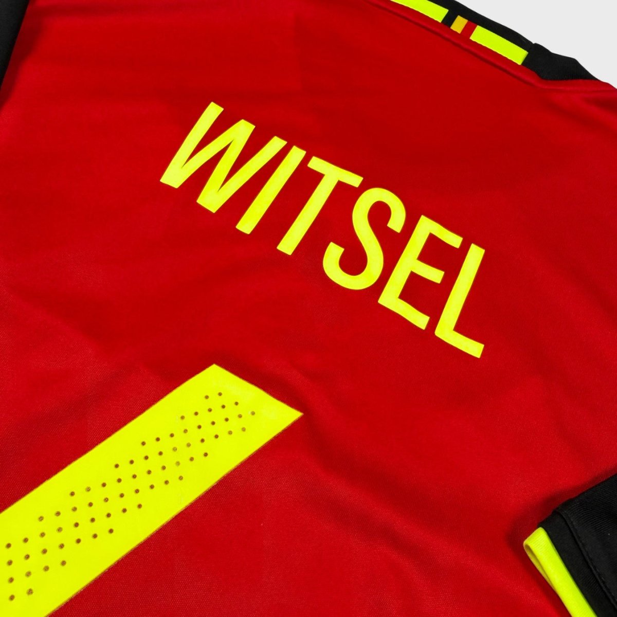2016/17 Belgique Domicile - Witsel 6 (S) - Iconic Football Shop
