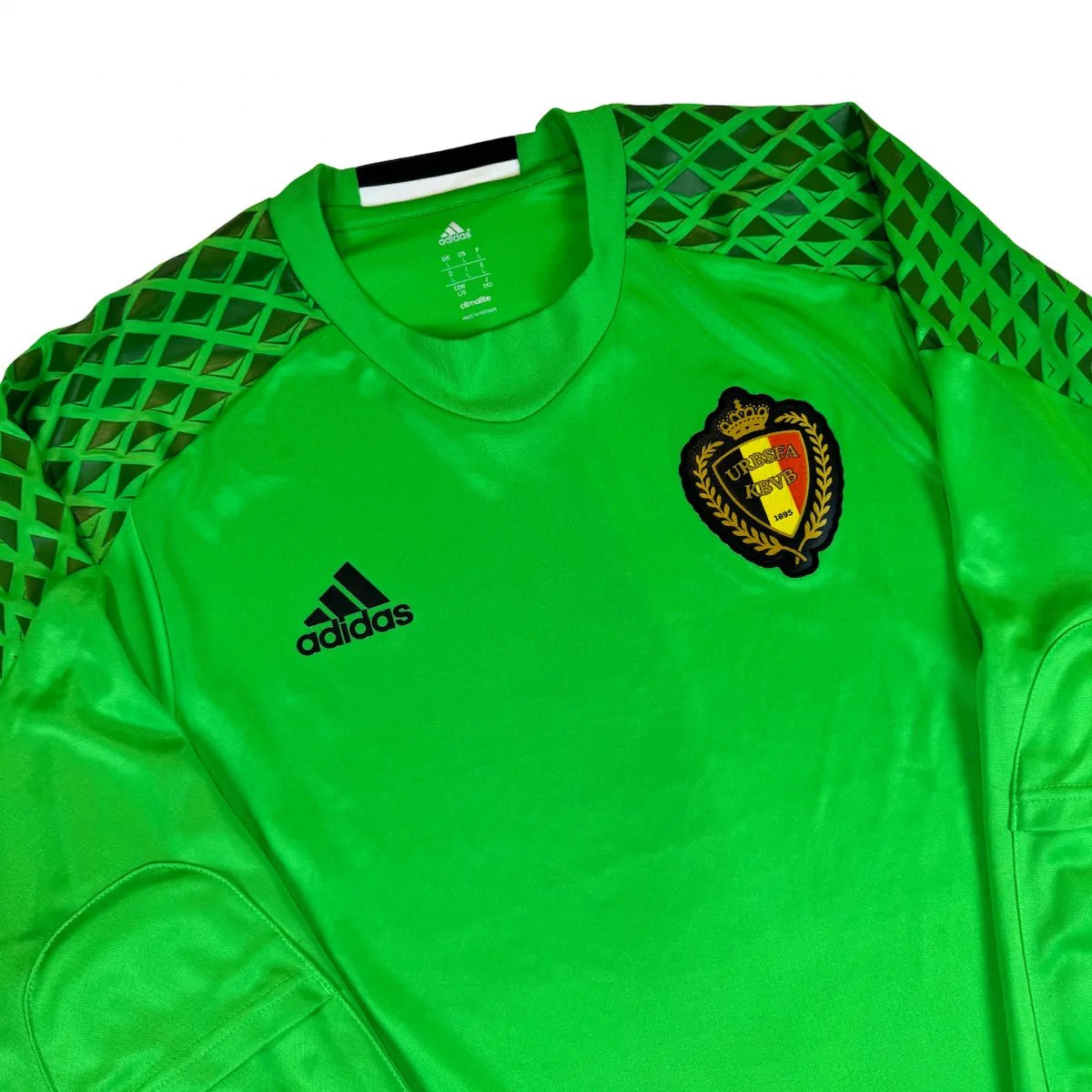 2016/17 Belgique Goal Keeper (L) - Iconic Football Shop