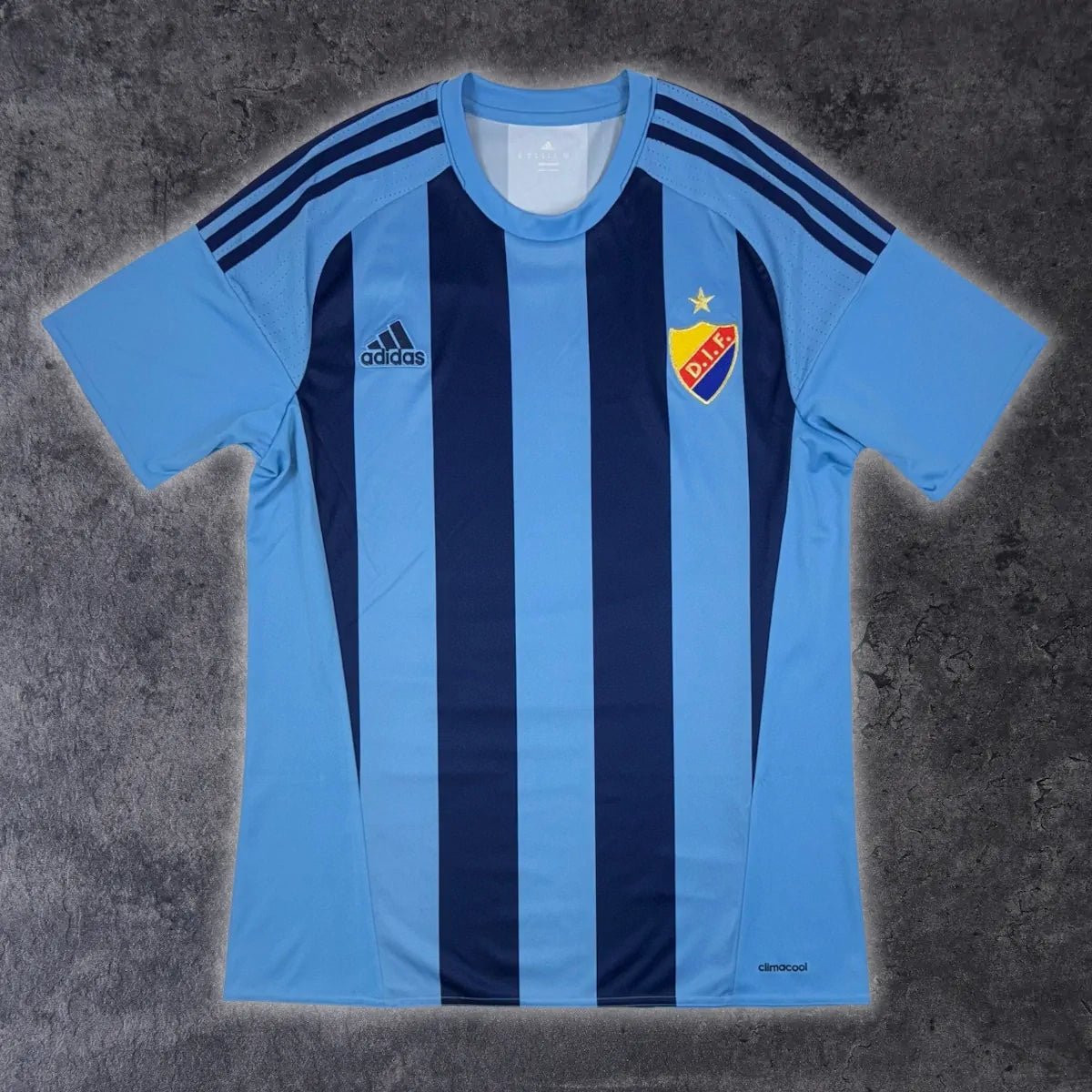 2016/17 Djurgardens IF Domicile (M) - Iconic Football Shop
