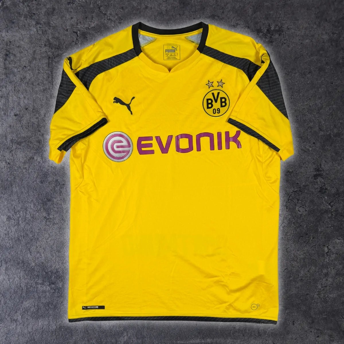 2016/17 Dortmund Domicile *EUROPE* (L) - Iconic Football Shop