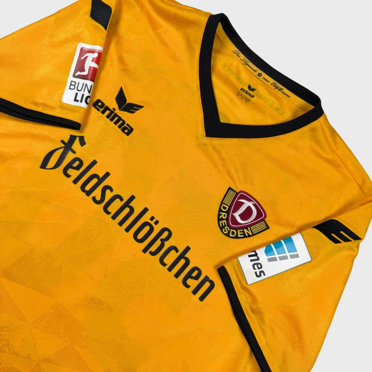 2016/17 Dynamo Dresden Domicile - Kutschke 30 (M) - Iconic Football Shop